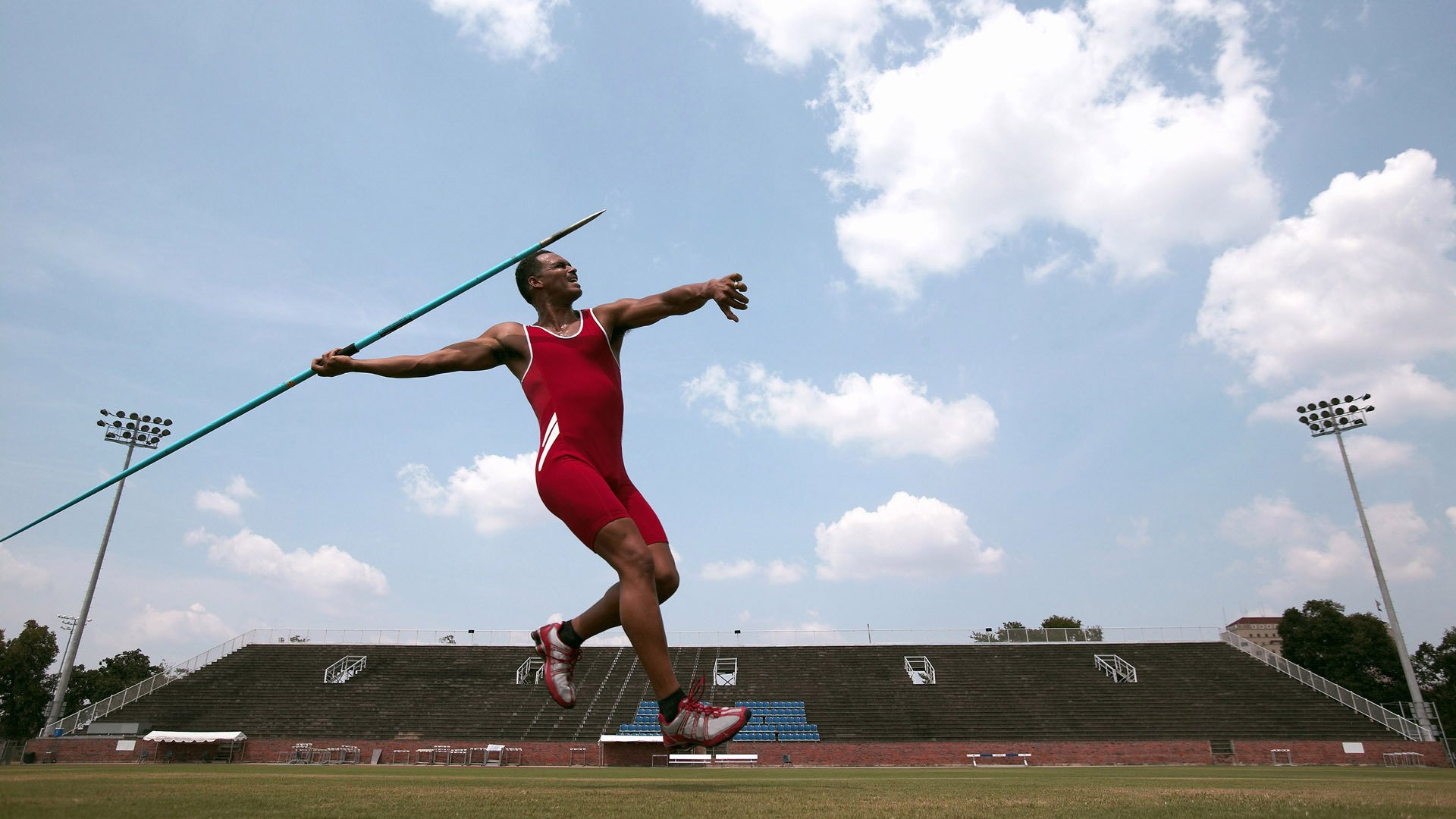 开云体育中国-绿茵狂想曲，当摩洛哥的北非壁画遭遇伊朗的波斯铁骑，李刚仁如何奏响终章？